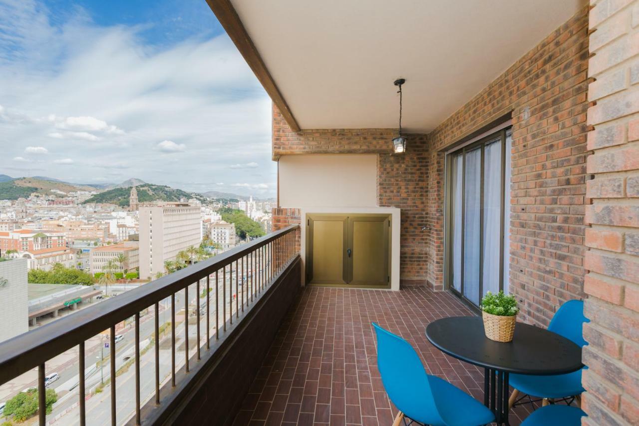 Апартаменты Hola Malaga Premium Centro Экстерьер фото